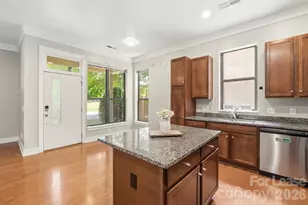 3435 Spencer St, Charlotte, NC 28205 - Photo 10