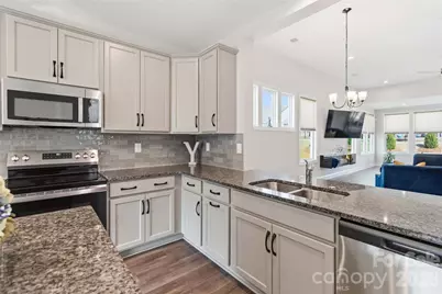 4331 Moxie Way, Charlotte, NC 28215 - Photo 10