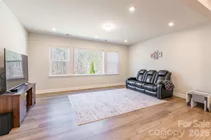 115 Hadley Ct, Mooresville, NC 28115 - Photo 4