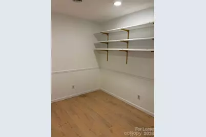 131 4th Avenue E, Hendersonville, NC 28792 - Photo 2