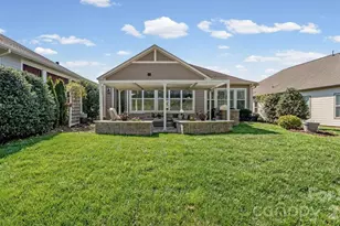 439 Granite Lake Ct, Denver, NC 28037 - Photo 2