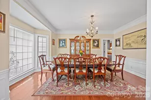 6215 Glencairn Ct, Charlotte, NC 28269 - Photo 4