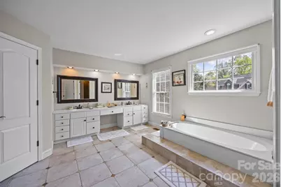 6215 Glencairn Court, Charlotte, NC 28269 - Photo 26