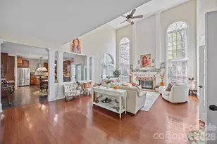 6215 Glencairn Ct, Charlotte, NC 28269 - Photo 8