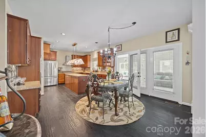 6215 Glencairn Court, Charlotte, NC 28269 - Photo 12