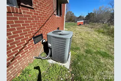 705 E Main Street, Cleveland, NC 27013 - Photo 6