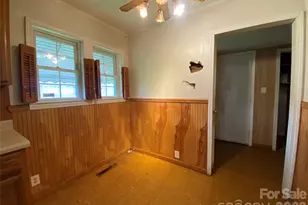 705 E Main St, Cleveland, NC 27013 - Photo 18