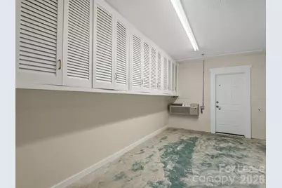 732 Jonesborough Street #B, Hendersonville, NC 28739 - Photo 6