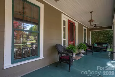 130 N Mulberry Street, Statesville, NC 28677 - Photo 4