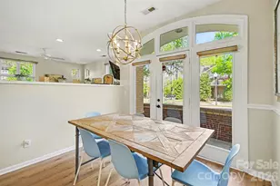 701 E 8th St, Charlotte, NC 28202 - Photo 10