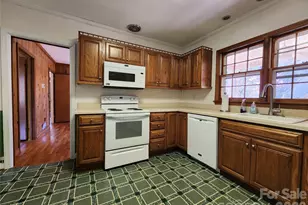 217 St John St, Dallas, NC 28034 - Photo 8