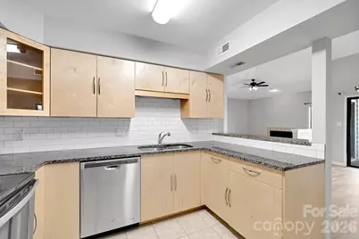 7926 Greenside Court, Charlotte, NC 28277 - Photo 12