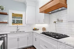 12057 Mariners Cove Ct, Lancaster, SC 29720 - Photo 8