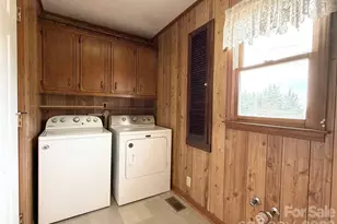 1709 Acorn Ave, Hudson, NC 28638 - Photo 18