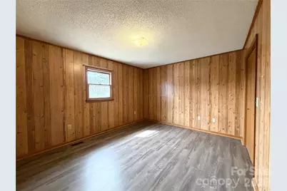 1709 Acorn Avenue, Hudson, NC 28638 - Photo 12