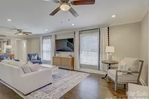 6526 Wheeler Dr, Charlotte, NC 28211 - Photo 8