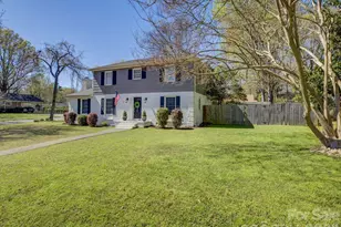 6526 Wheeler Dr, Charlotte, NC 28211 - Photo 2