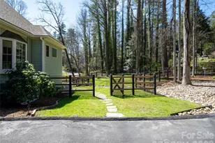 1916 Laurel Park Hwy, Hendersonville, NC 28739 - Photo 40