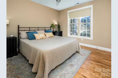 1916 Laurel Park Highway, Hendersonville, NC 28739 - Photo 20