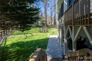 1916 Laurel Park Hwy, Hendersonville, NC 28739 - Photo 32