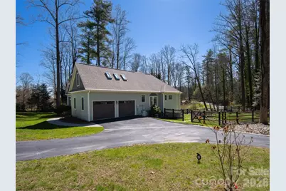 1916 Laurel Park Highway, Hendersonville, NC 28739 - Photo 36