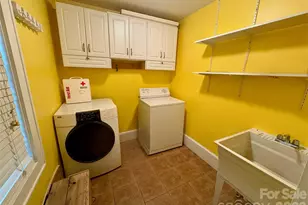 416 S Race St, Statesville, NC 28677 - Photo 44