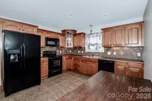 416 S Race St, Statesville, NC 28677 - Photo 18