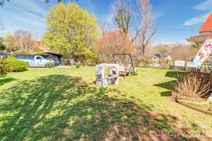 84 Swannanoa Ave, Asheville, NC 28806 - Photo 20