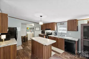 256 Inglewood Cove Rd, Waynesville, NC 28786 - Photo 8