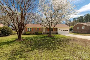 3134 Barney Rhett Cir, Rock Hill, SC 29732 - Photo 2
