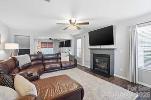 546 River View Dr, Lowell, NC 28098 - Photo 2