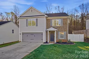 546 River View Dr, Lowell, NC 28098 - Photo 1