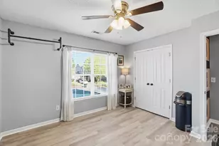 546 River View Dr, Lowell, NC 28098 - Photo 38