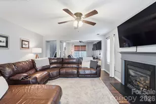 546 River View Dr, Lowell, NC 28098 - Photo 4