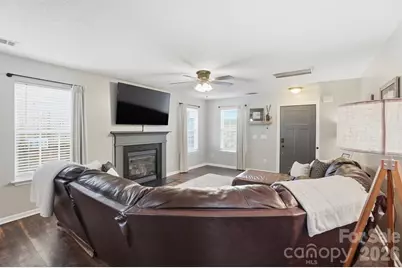 546 River View Drive, Lowell, NC 28098 - Photo 8