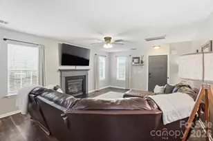 546 River View Dr, Lowell, NC 28098 - Photo 8