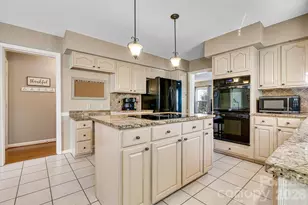 929 43rd Ave Ct NE, Hickory, NC 28601 - Photo 12