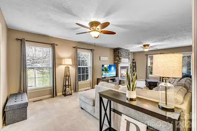 929 43rd Avenue Court NE, Hickory, NC 28601 - Photo 6