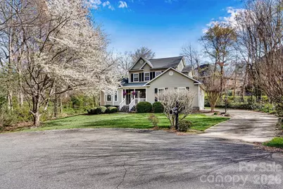 929 43rd Avenue Court NE, Hickory, NC 28601 - Photo 2