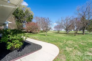 1885 N Enochville Ave, China Grove, NC 28023 - Photo 2