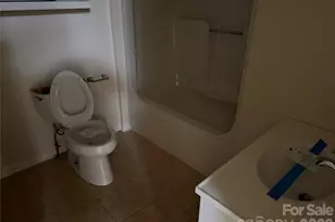 1720 12th St NE, Hickory, NC 28601 - Photo 12