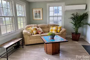 214 W Maine Ave, Bessemer City, NC 28016 - Photo 6