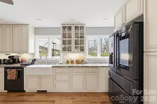 27 Spring Hill Cir, Arden, NC 28704 - Photo 12