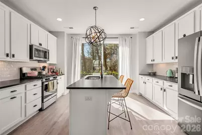 566 West End Drive, Charlotte, NC 28208 - Photo 6