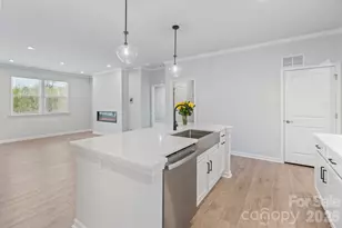 948 Exeter Dr, Sherrills Ford, NC 28673 - Photo 12