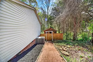 1919 Oak Hollow Rd, Gastonia, NC 28054 - Photo 24