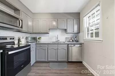 8033 Regent Park Lane, Charlotte, NC 28210 - Photo 6