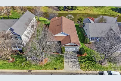 415 Garnet Court, Fort Mill, SC 29708 - Photo 2