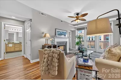 718 W Trade Street #809, Charlotte, NC 28202 - Photo 8