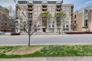 718 W Trade St, Charlotte, NC 28202 - Photo 24